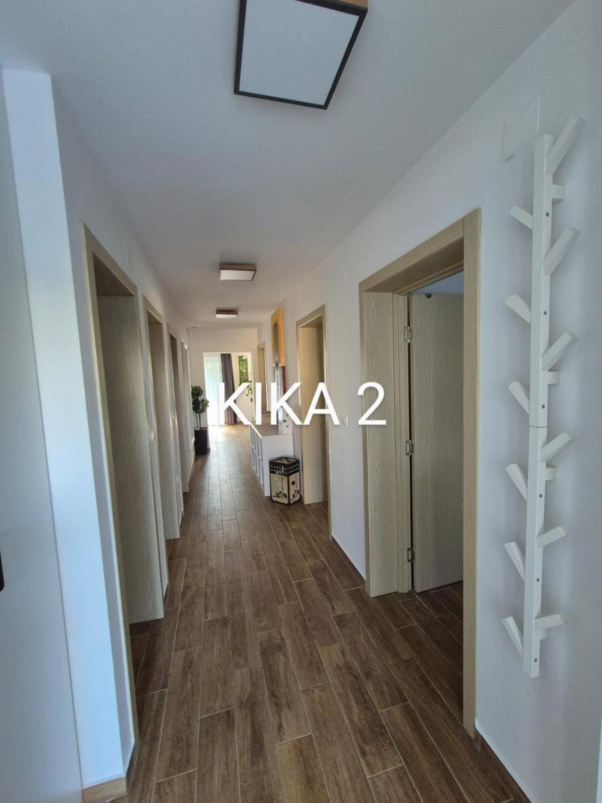 Kika Apartmani-Free Parking- 7 Km Od Centra ザグレブ エクステリア 写真